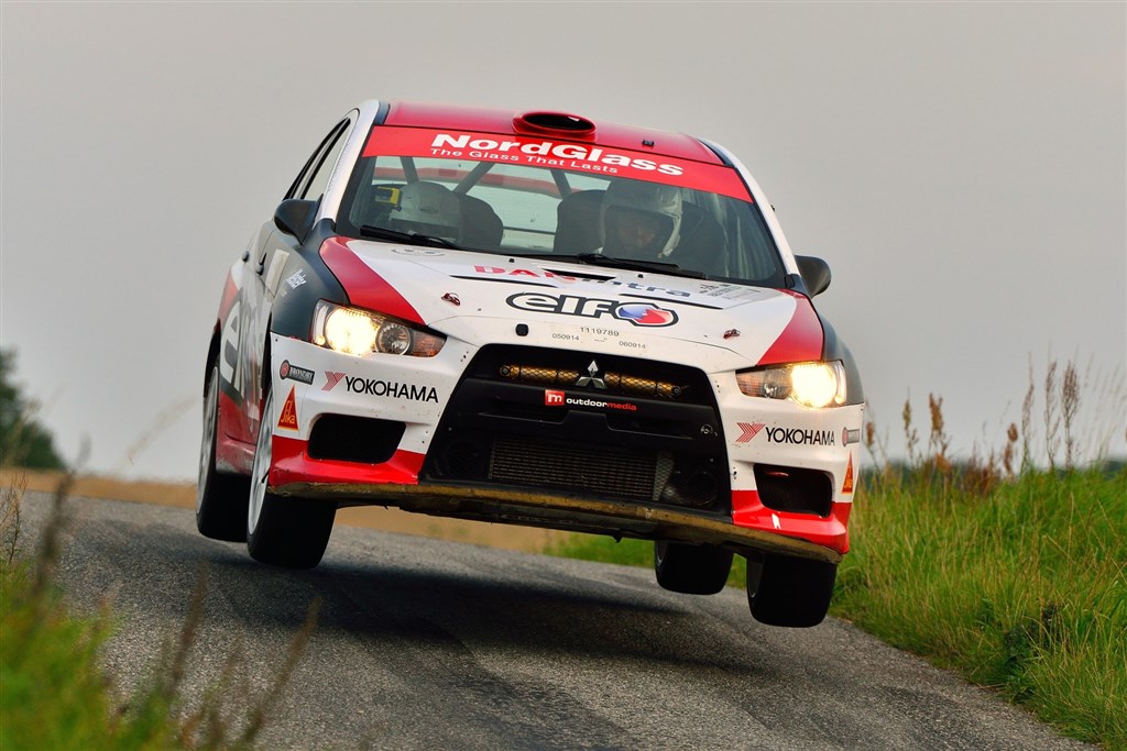 Steen Andersen og Iben Louring fløj deres Mitsubishi Lancer Evo X til en tredjeplads i weekendens rally og sejr i Gruppe N
(Foto: Michael Eisenberg)